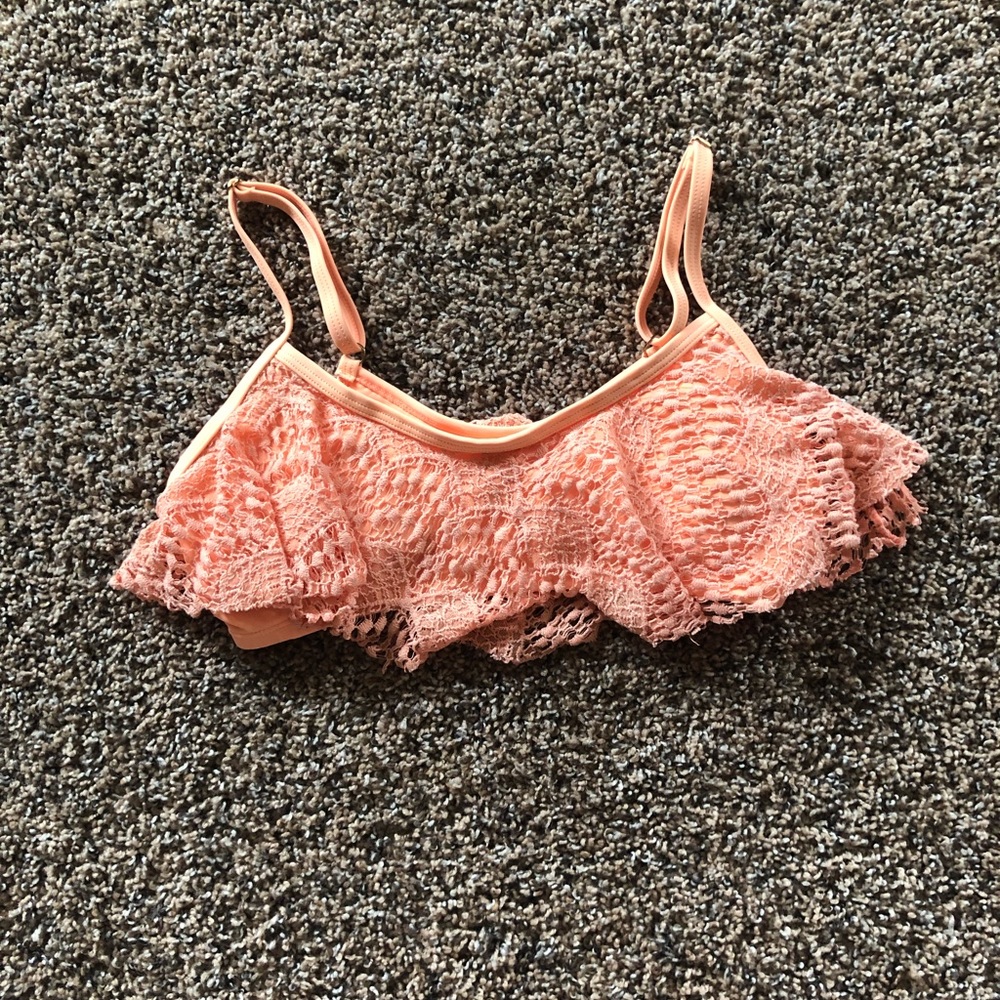 Xhilaration bikini top - small